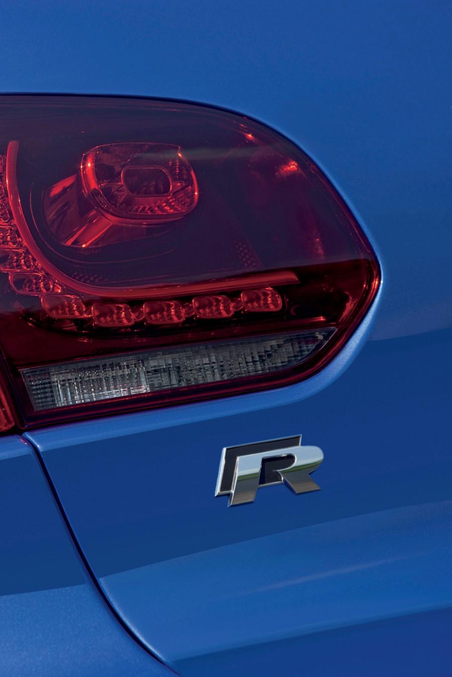  Volkswagen Golf R 2009 года  (фото 5 из 54)